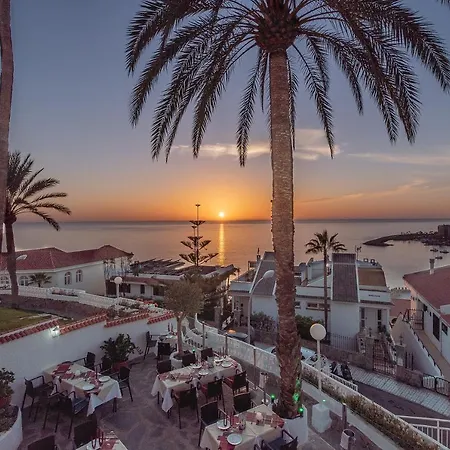 Luxury Apartment, Sea Views, Jacuzzi And Sauna. Апартаменты *